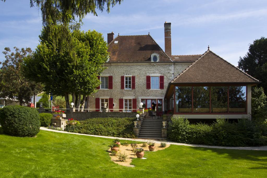 Logis Hostellerie La Chaumiere Arsonval Экстерьер фото