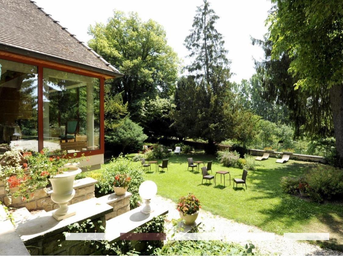 Logis Hostellerie La Chaumiere Arsonval Экстерьер фото