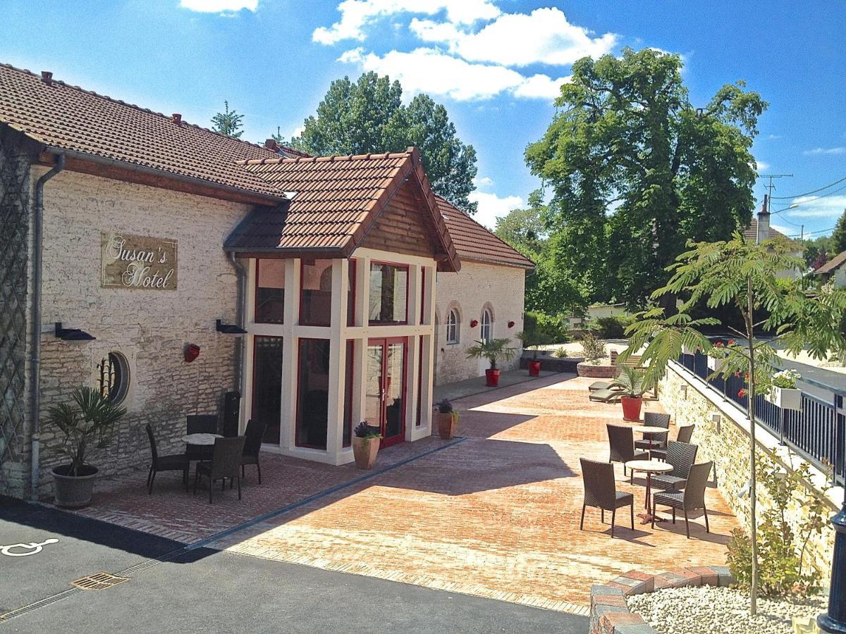 Logis Hostellerie La Chaumiere Arsonval Экстерьер фото
