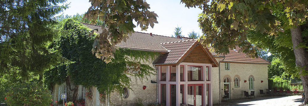 Logis Hostellerie La Chaumiere Arsonval Экстерьер фото